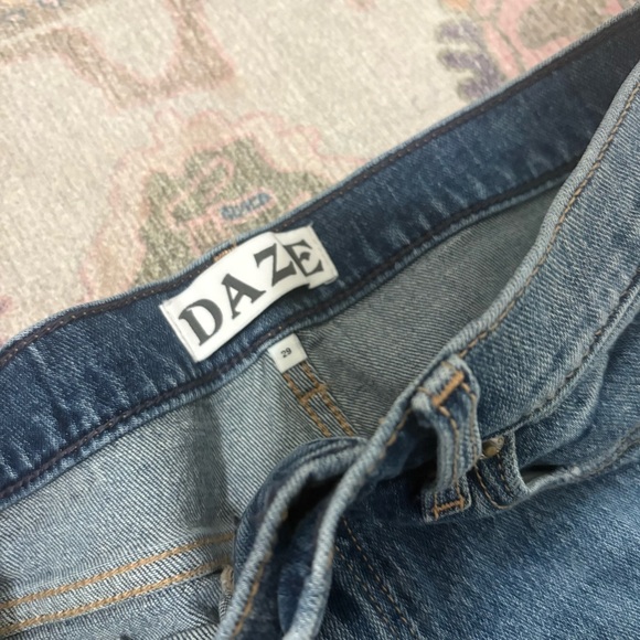 Daze Jeans - Picture 4 of 6